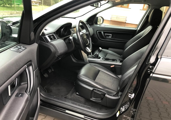 Land Rover Discovery Sport cena 86800 przebieg: 72500, rok produkcji 2019 z Koło małe 466